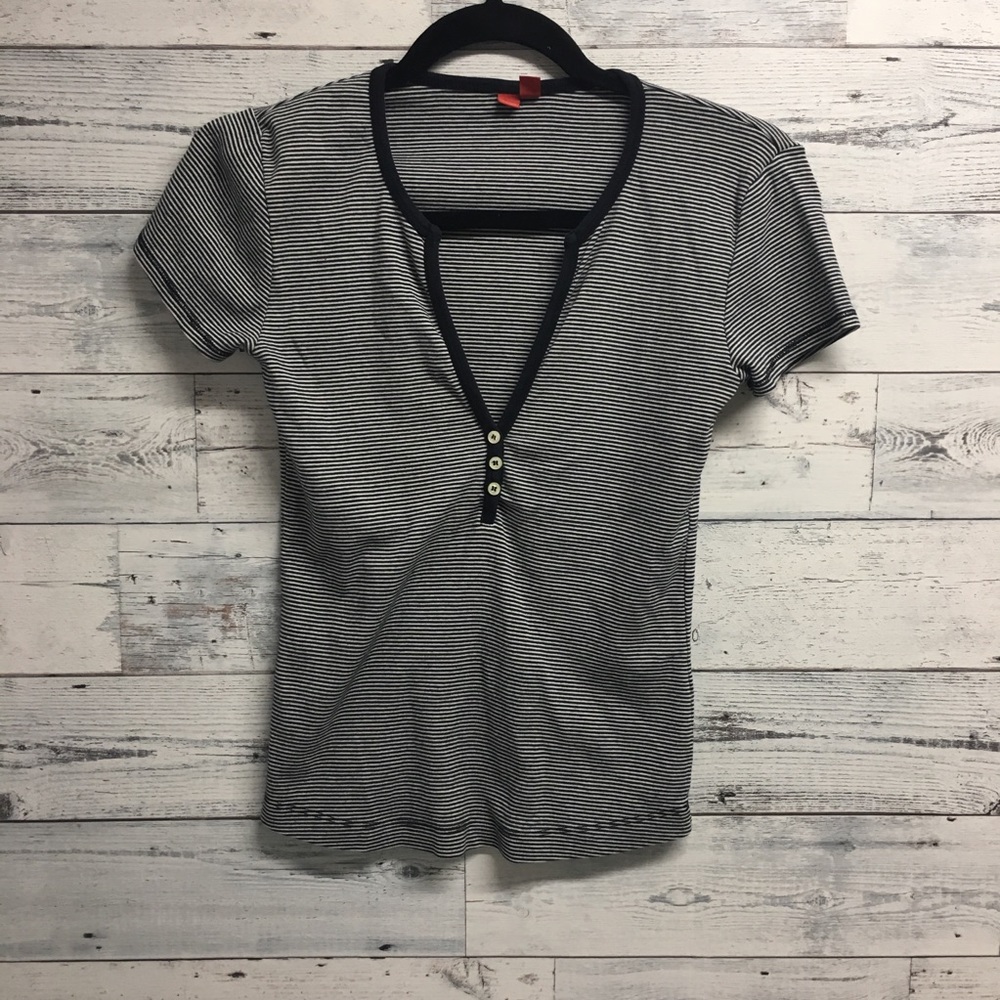 🍁 Esprit striped shirt with front button details